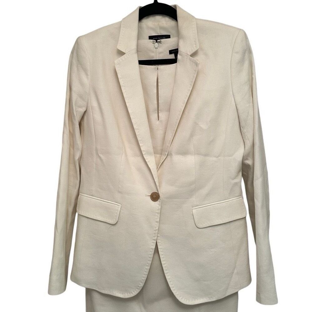Ann Taylor white linen dress suit- size 4 - Picture 8 of 15